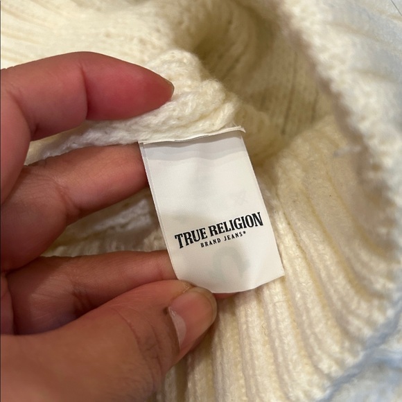 TRUE RELIGION BEANIE CREAM NWOT - Picture 3 of 4